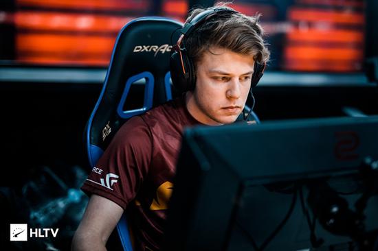 G2.BrokenBlade：值得我期待交手的上单唯有Zeus 我认为他很强