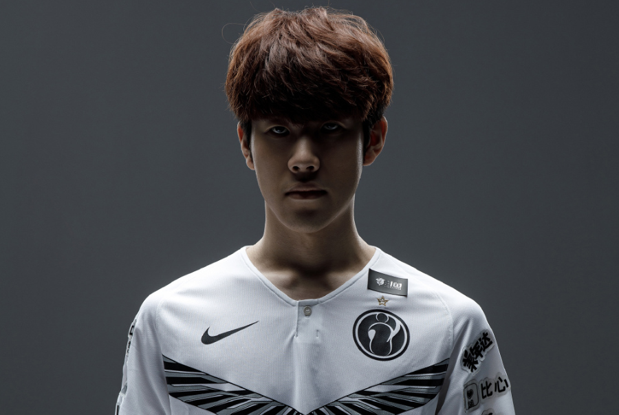 Top Esports 将与 Anyone’s Legend 争夺 2025 年 First Stand 的名额