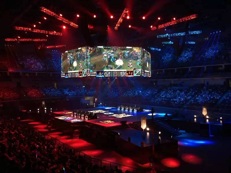 【赛后战报】拒绝让二追三！LGD击败IG挺进季后赛