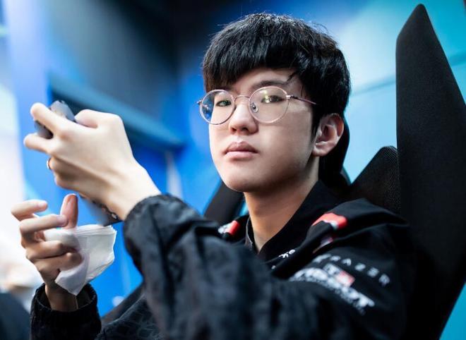 上海Major亚洲区RMR：谁才是澳洲一哥？Talon 13-9 FlyQuest