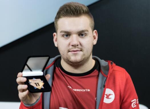 Xiaohao：这个赛季我要做更多的事情 所以个人成长得比较快