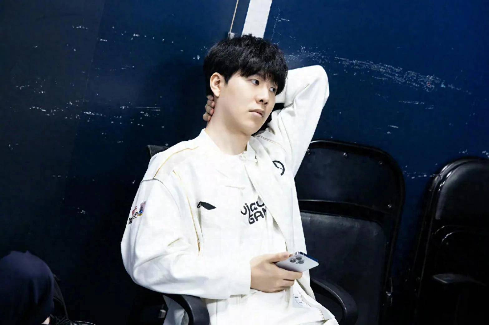 莎二件套