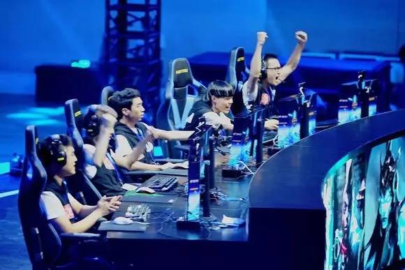 PxS加入2Game电子竞技成为新选手